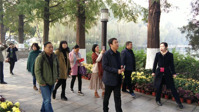 20171116152327_6482 6966集团-不凡成就非凡,相信品牌的力量