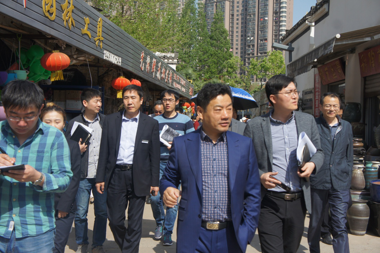 6966集团-不凡成就非凡,相信品牌的力量