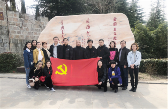 20190320145744_5375 6966集团-不凡成就非凡,相信品牌的力量