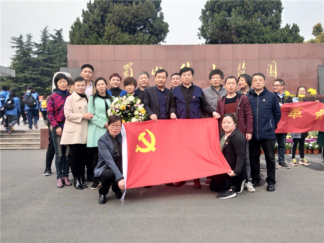 20190419085624_7101 6966集团-不凡成就非凡,相信品牌的力量