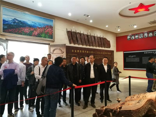 20191025173053_7107 6966集团-不凡成就非凡,相信品牌的力量