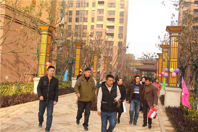 20200102102614_6675 6966集团-不凡成就非凡,相信品牌的力量