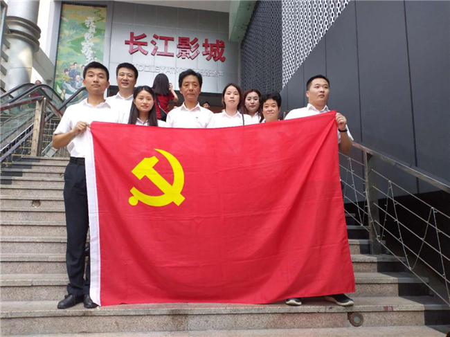 20200909085101_7698 6966集团-不凡成就非凡,相信品牌的力量