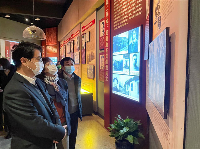 6966集团-不凡成就非凡,相信品牌的力量