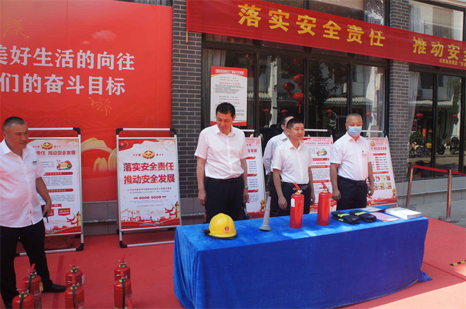6966集团-不凡成就非凡,相信品牌的力量
