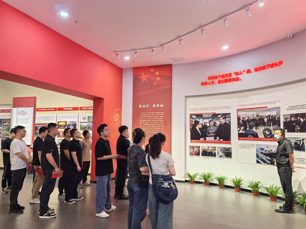 6966集团-不凡成就非凡,相信品牌的力量