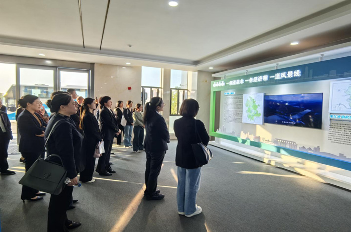 6966集团-不凡成就非凡,相信品牌的力量