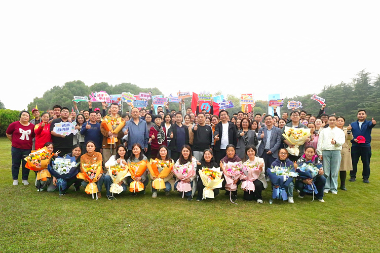 20241118184808_9852 6966集团-不凡成就非凡,相信品牌的力量