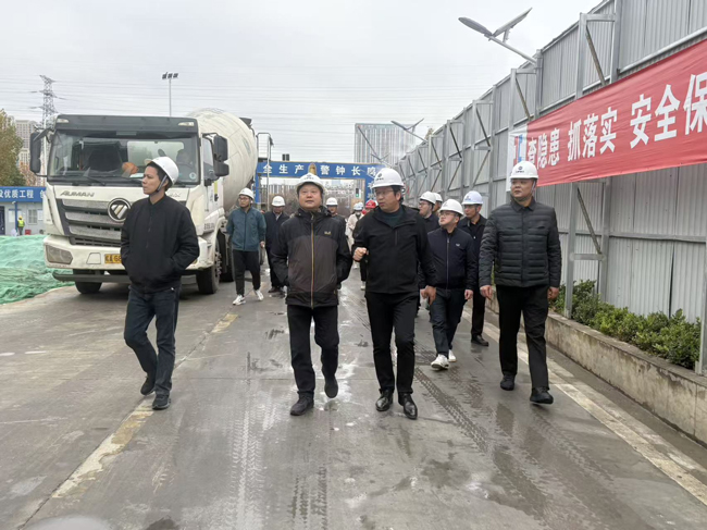 20251216084835_4032 6966集团-不凡成就非凡,相信品牌的力量